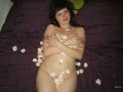 Private Wife Porn: Amateur Explicit Photos of Horny Wife