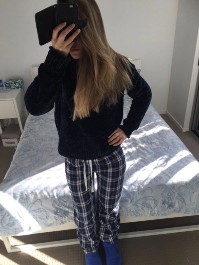 Naked Amateur Shows Herself in Mirror, Bent Over and Lying on Bed - Explicit Selfie Display