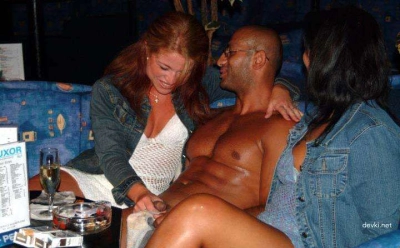 Wild Amateur Sex Party Photos - Explicit XXX Pics
