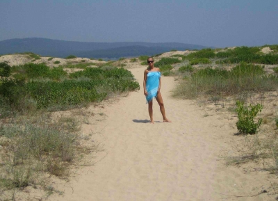 Explicit Amateur Photos: Naked Friends on Vacation