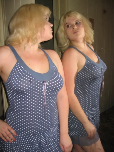 Amateur Photo: Temptation and Passion - Explicit Amateur Photography