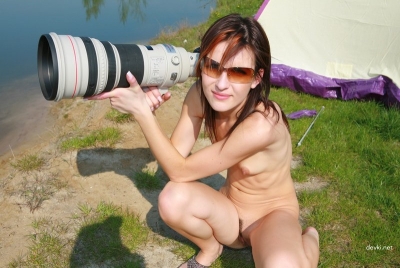 Capturing Girl with Massive Lens: Amateur Photo Shoot with Busty Model