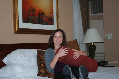 Hot Mature MILF Amateur Porn Pics - Busty Mom in Action